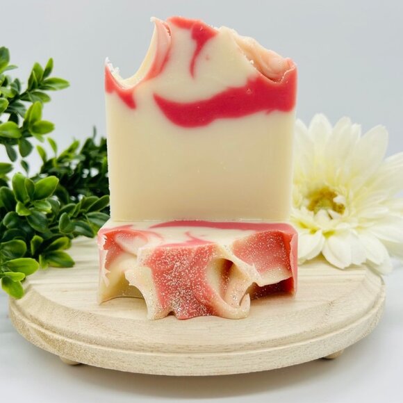 Red Wine Handmade Soap Bar Vegan Cold Process - Picture 2 of 2